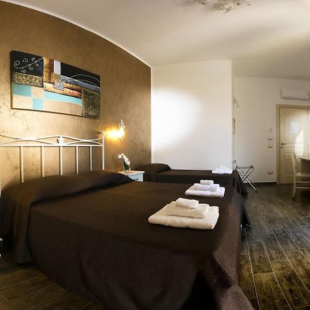 קסטלוצו Triskell Camere & Relax מראה חיצוני תמונה
