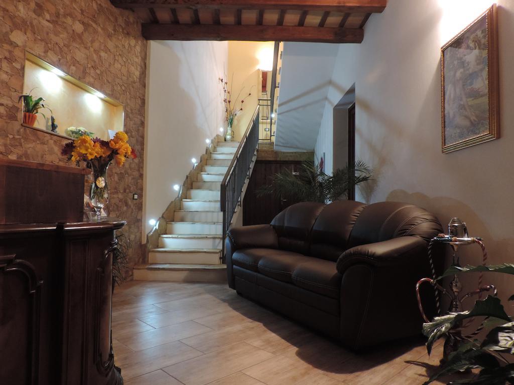 קסטלוצו Triskell Camere & Relax מראה חיצוני תמונה