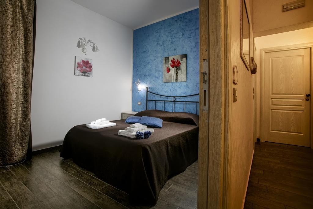 קסטלוצו Triskell Camere & Relax מראה חיצוני תמונה