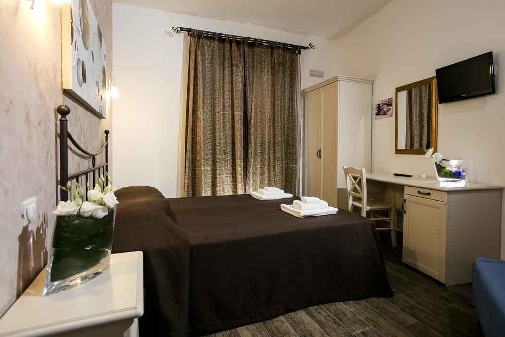 קסטלוצו Triskell Camere & Relax מראה חיצוני תמונה